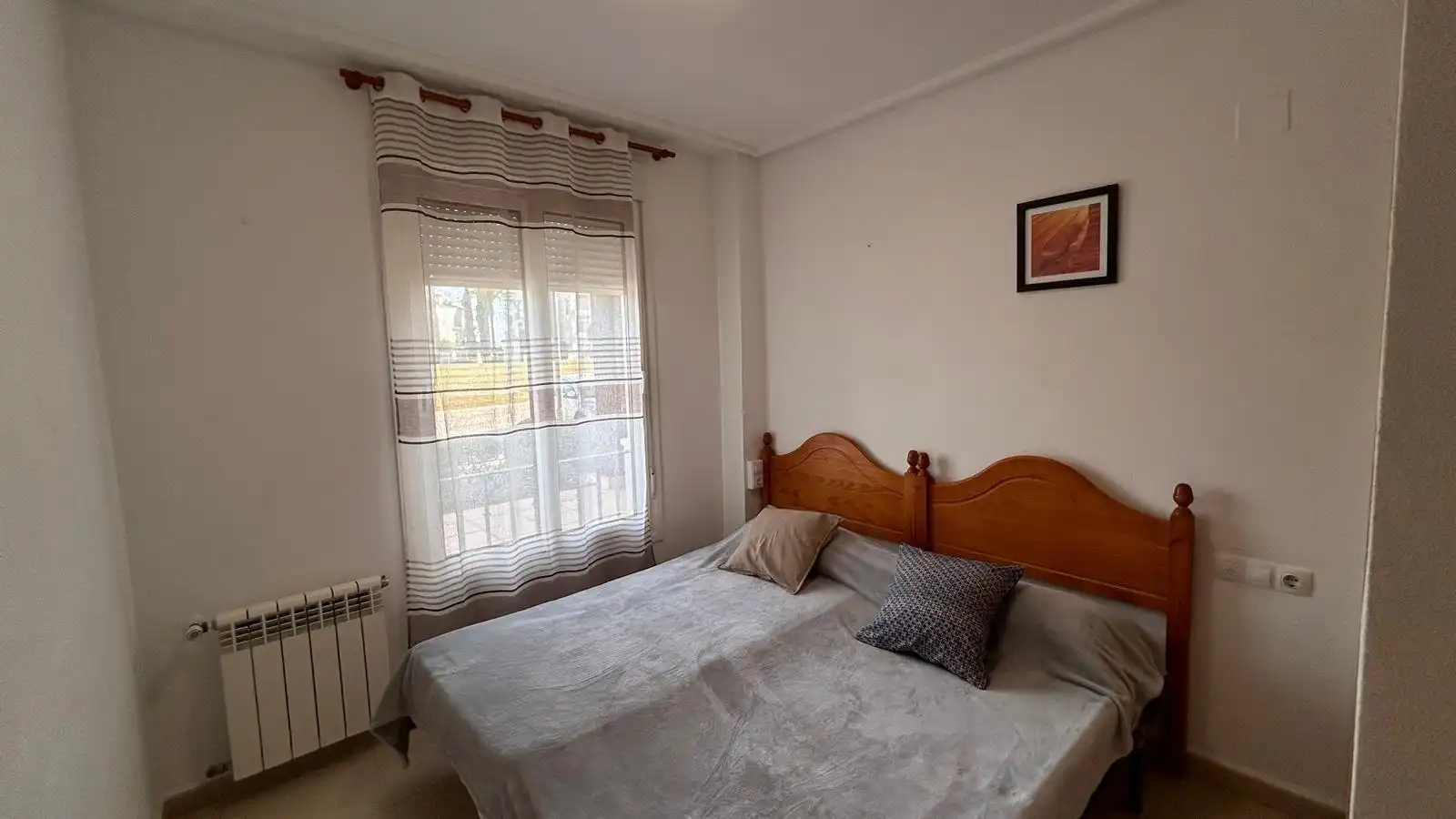 Dormitori de Pis de lloguer en Torre-Pacheco amb Aire condicionat, Calefacció i Jardí privat