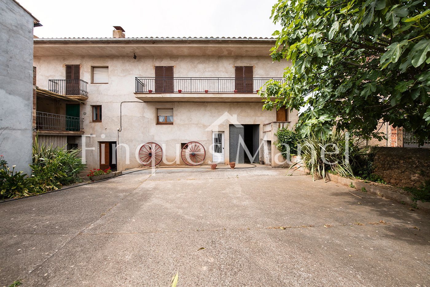 Vista exterior de Casa o xalet en venda en Serinyà amb Jardí privat, Terrassa i Traster