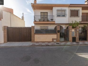 Maison jumelée à vendre à Calle Calle Torreón