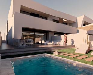 Piscina de Casa o xalet en venda en El Ejido amb Aire condicionat, Jardí privat i Terrassa