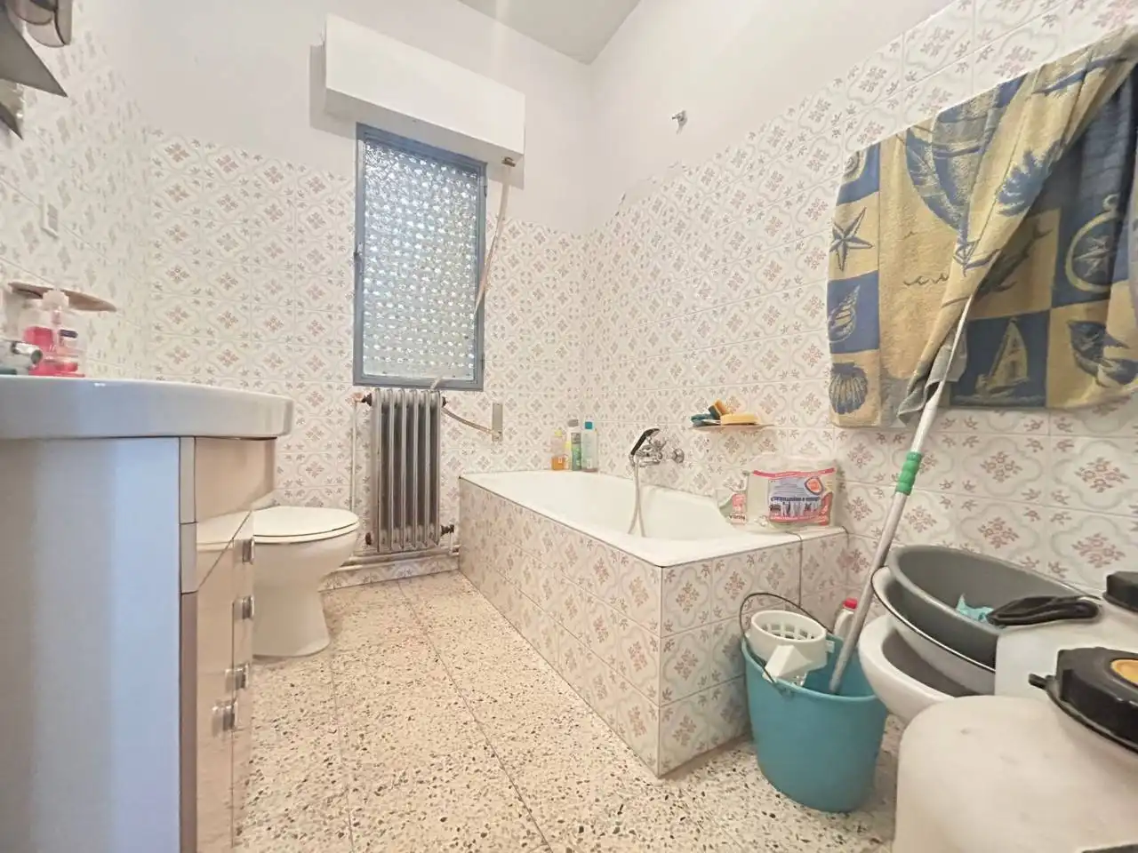 Bany de Casa o xalet en venda en Las Ventas Con Peña Aguilera amb Calefacció
