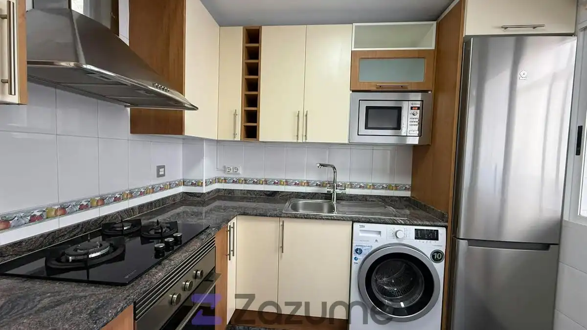 Flat with terrace to rent in C. Fortunato Arias, imagen 8