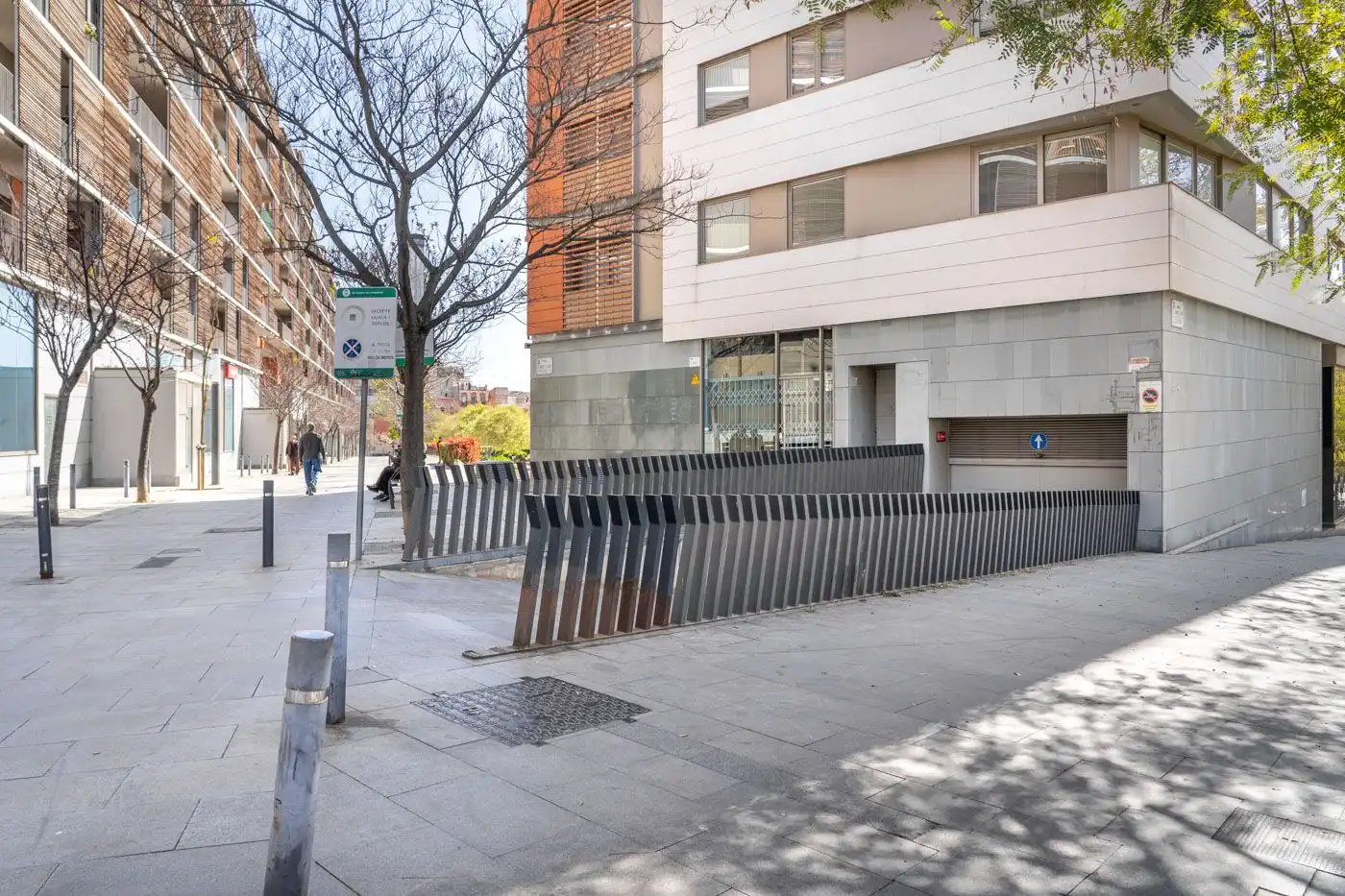Außenansicht von Garage zur Miete in L'Hospitalet de Llobregat