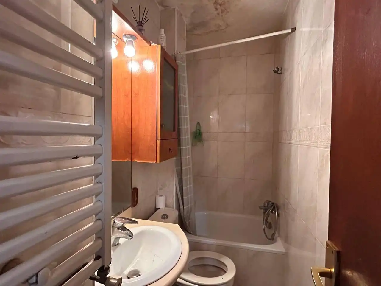 Baño de Piso en venta en Cabrils con Terraza