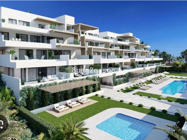 Apartamento con piscina en venta en Estepona Pueblo