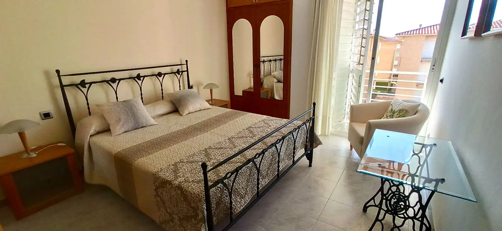 Bedroom of Flat for sale in El Vendrell  with Air Conditioner, Heating and Terrace