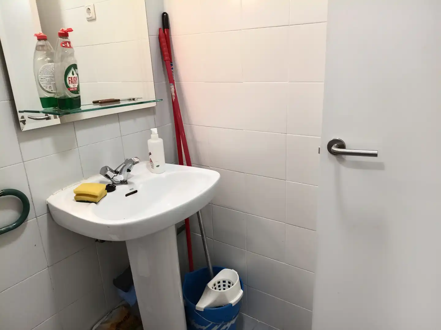 Bathroom of Office for sale in Leganés  with Air Conditioner