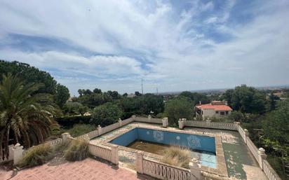 Piscina de Casa o xalet en venda en Elche / Elx amb Jardí privat, Terrassa i Piscina