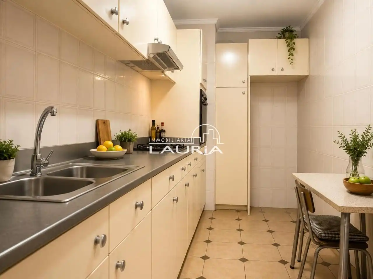 Cocina de Piso en venta en Valencia con Terraza