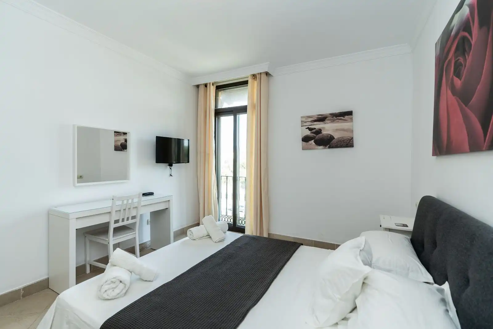 Habitación de Ático en venta en Estepona con Aire acondicionado, Terraza y Amueblado