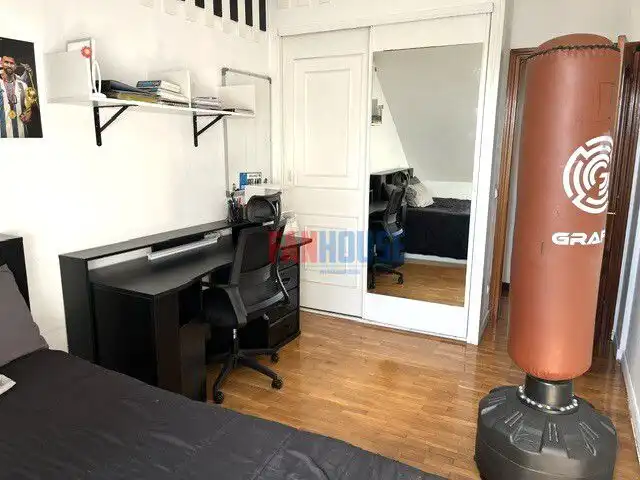 Bedroom of Flat for sale in Gijón   with Heating and Storage room