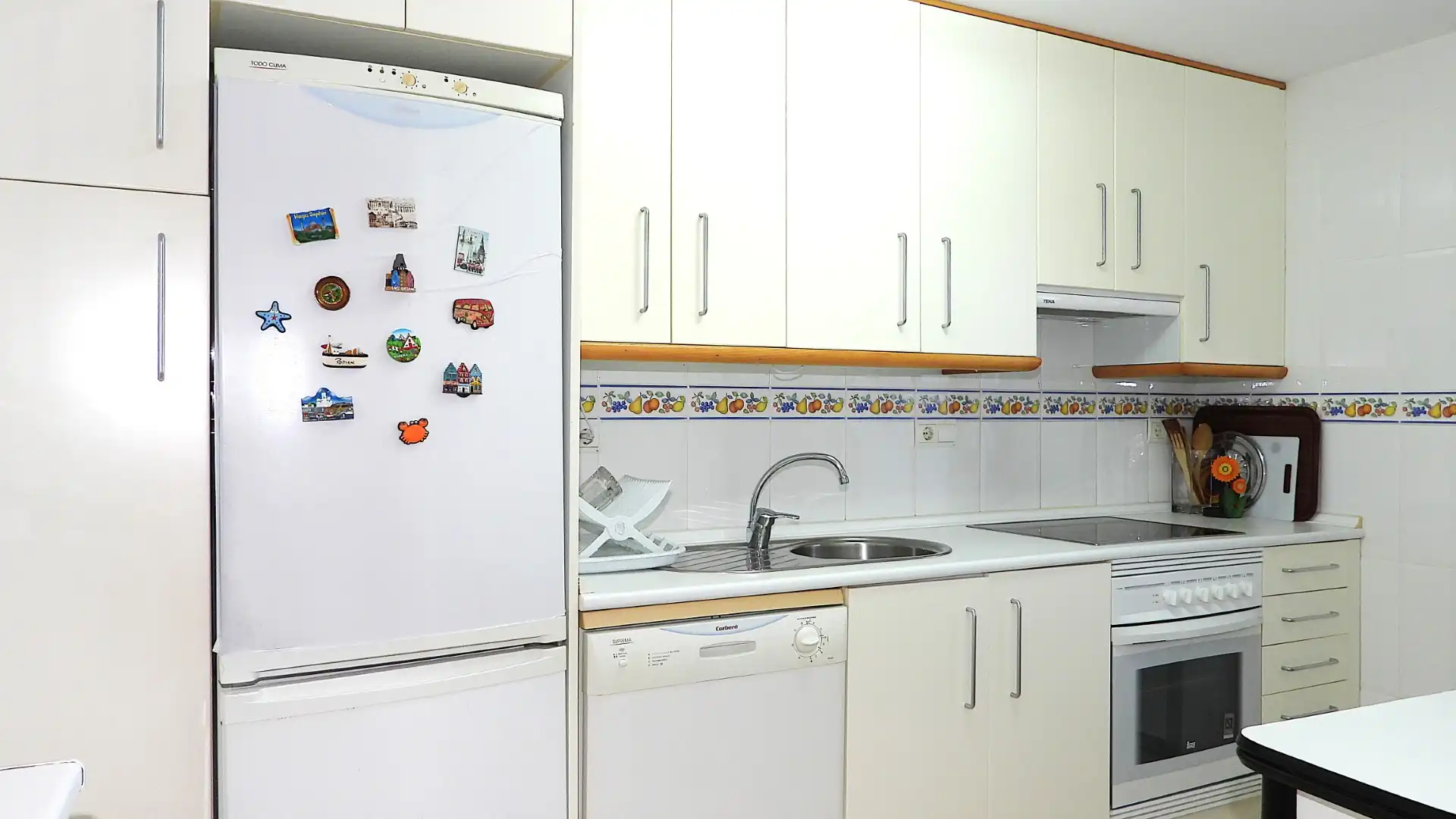 Cocina de Apartamento en venta en La Manga del Mar Menor con Calefacción, Terraza y Amueblado