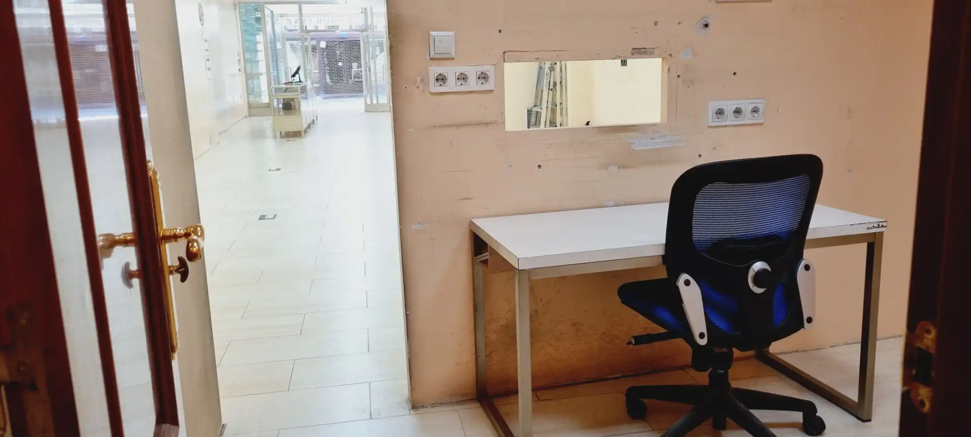 Local comercial en alquiler en Calle Barrio y Mier, imagen 10
