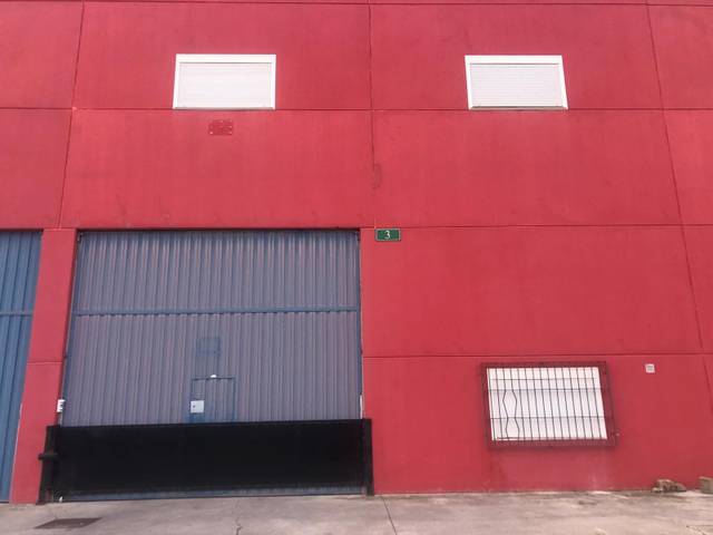 Nave industrial en Venta en Calle Carpinteros, s/n en Borox