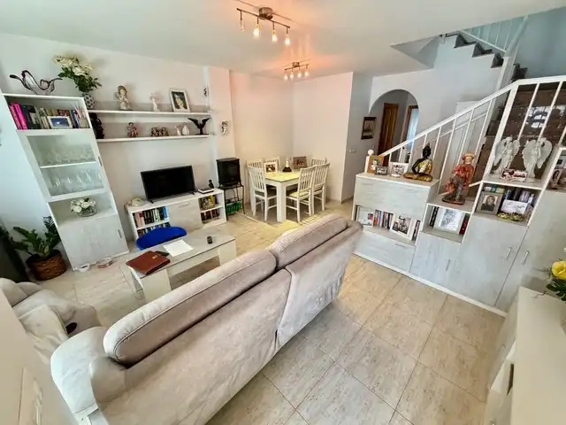 Habitatge en venda a Calle Poeta Jara Carrillo 83, imagen 6