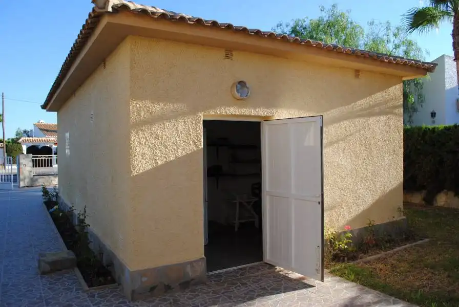 Vista exterior de Residencial en venta en Orihuela