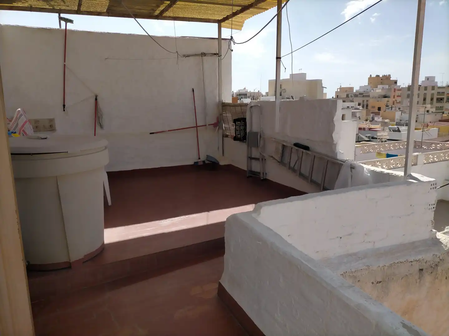 Terrassa de Casa o xalet en venda en Almería amb Terrassa, Moblat i Balcó