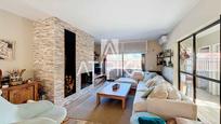 Living room of House or chalet for sale in Premià de Dalt  with Air Conditioner and Terrace