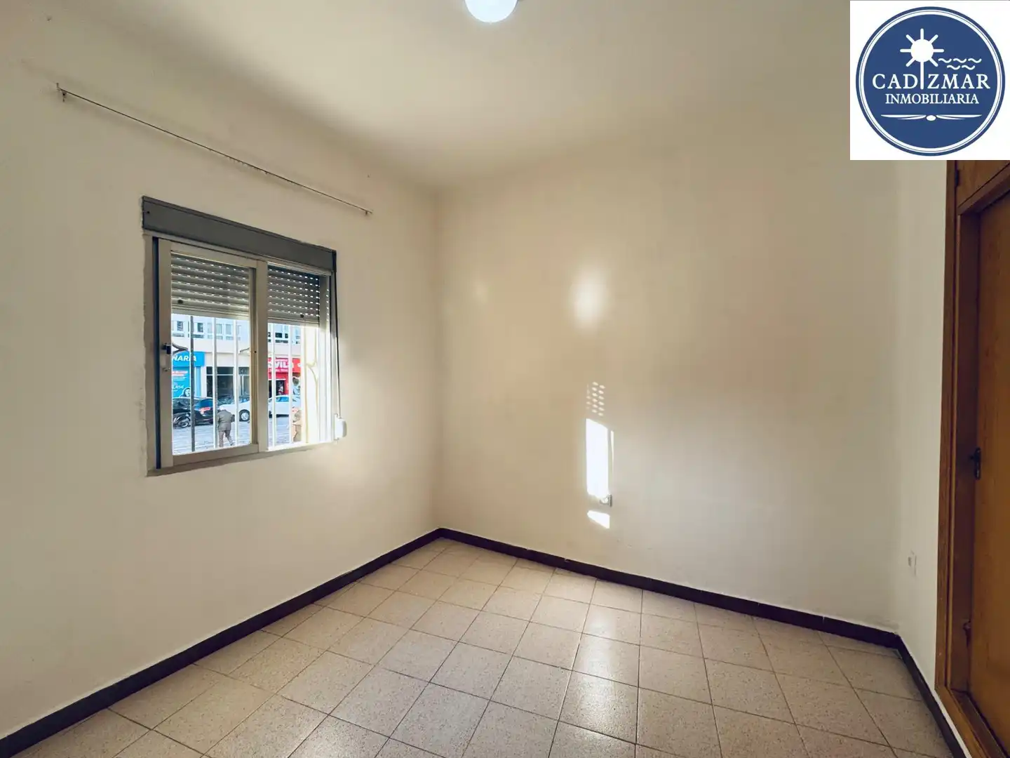 Bedroom of Ground floor for sale in Cádiz  with Storage room, Balcony and Alarm