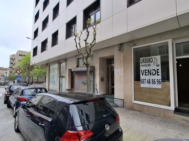 Local comercial en venda a Os Mallos