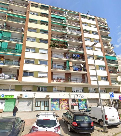 Foto 2 de Piso en venta en Plaça Neus Català I Pallejà es: Pl: Pt: Rubi (, Les Torres, Rubí