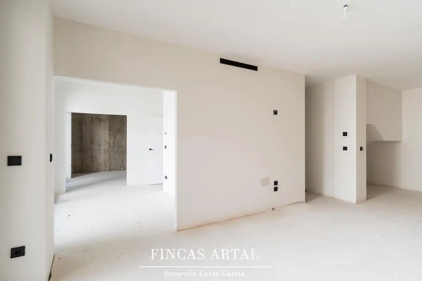 Casa o chalet en venta en Zaragoza con Aire acondicionado, Calefacción y Jardín privado