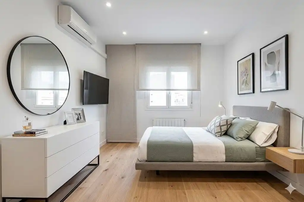 Bedroom of Flat for sale in Madrid  with Heating