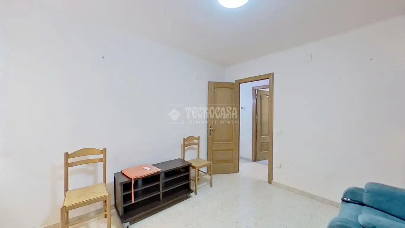 Bedroom of Flat for sale in Manresa  with Air Conditioner, Heating and Balcony