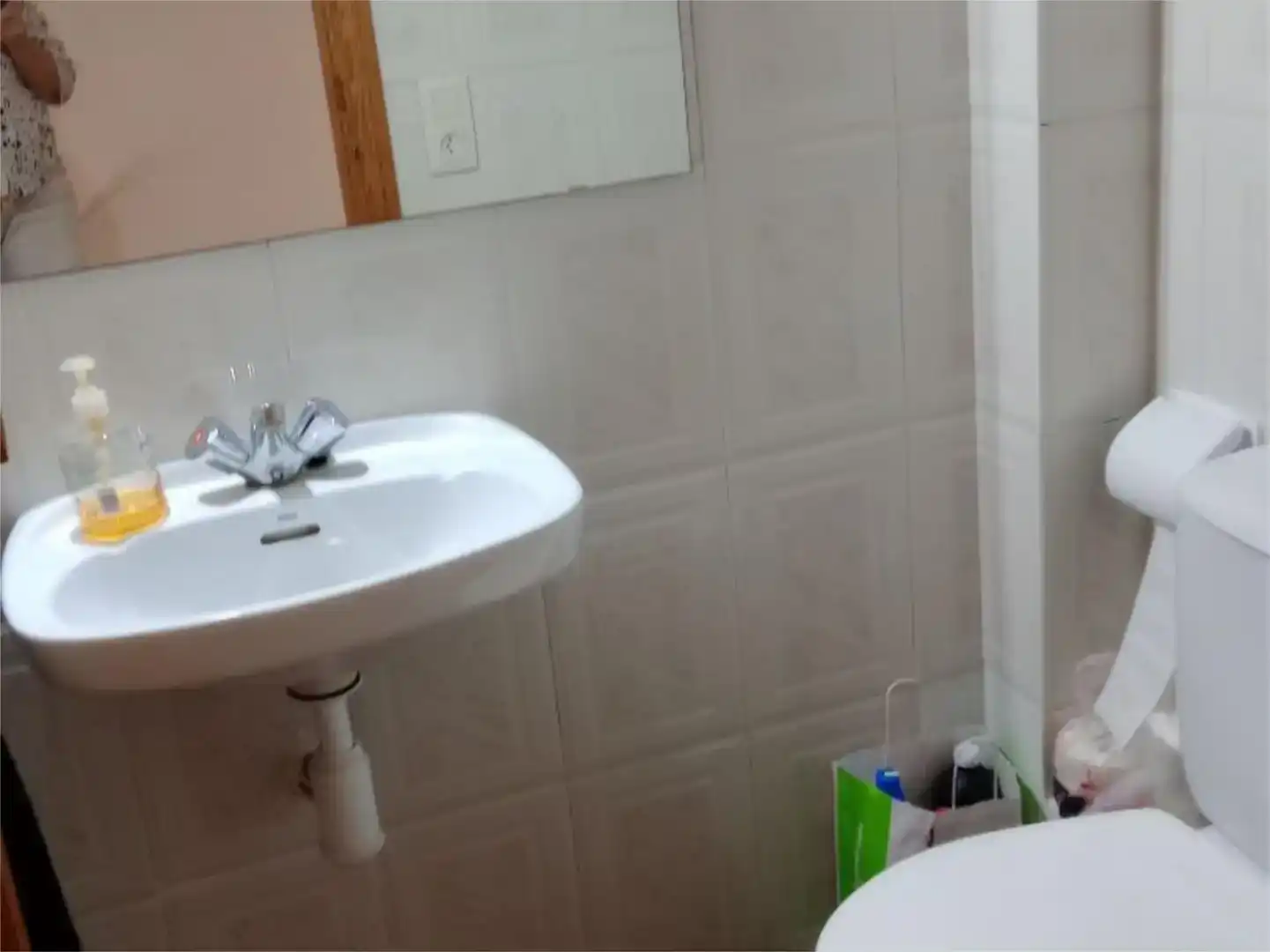 Badezimmer von Einfamilien-Reihenhaus zum Verkauf in Centre 