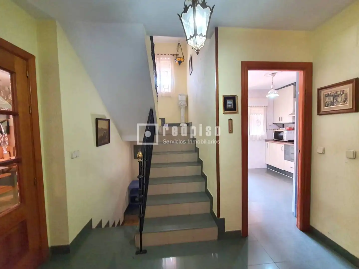 Villa con giardino in vendita a Sector 3, imagen 2