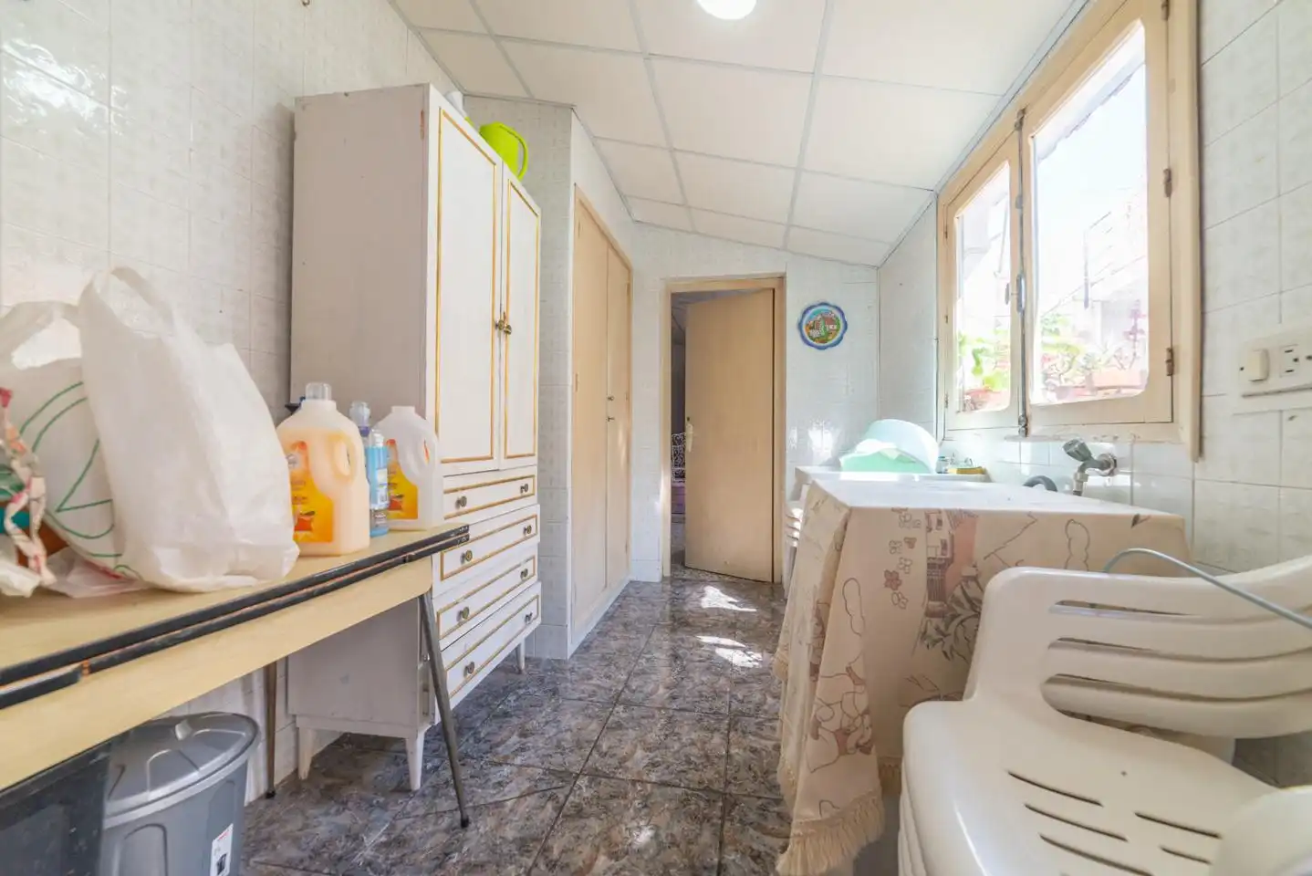 Cuina de Casa o xalet en venda en San Pedro del Pinatar amb Aire condicionat, Jardí privat i Terrassa