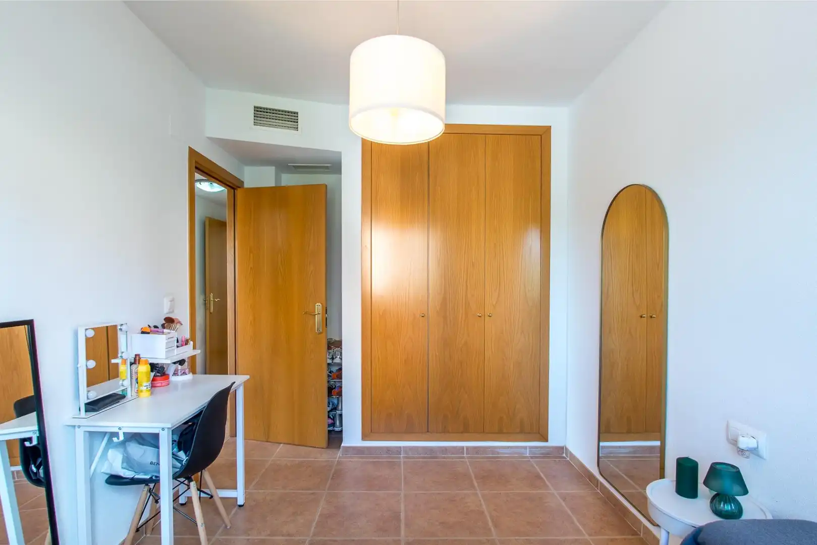 Habitación de Piso en venta en Molina de Segura con Aire acondicionado, Calefacción y Jardín privado