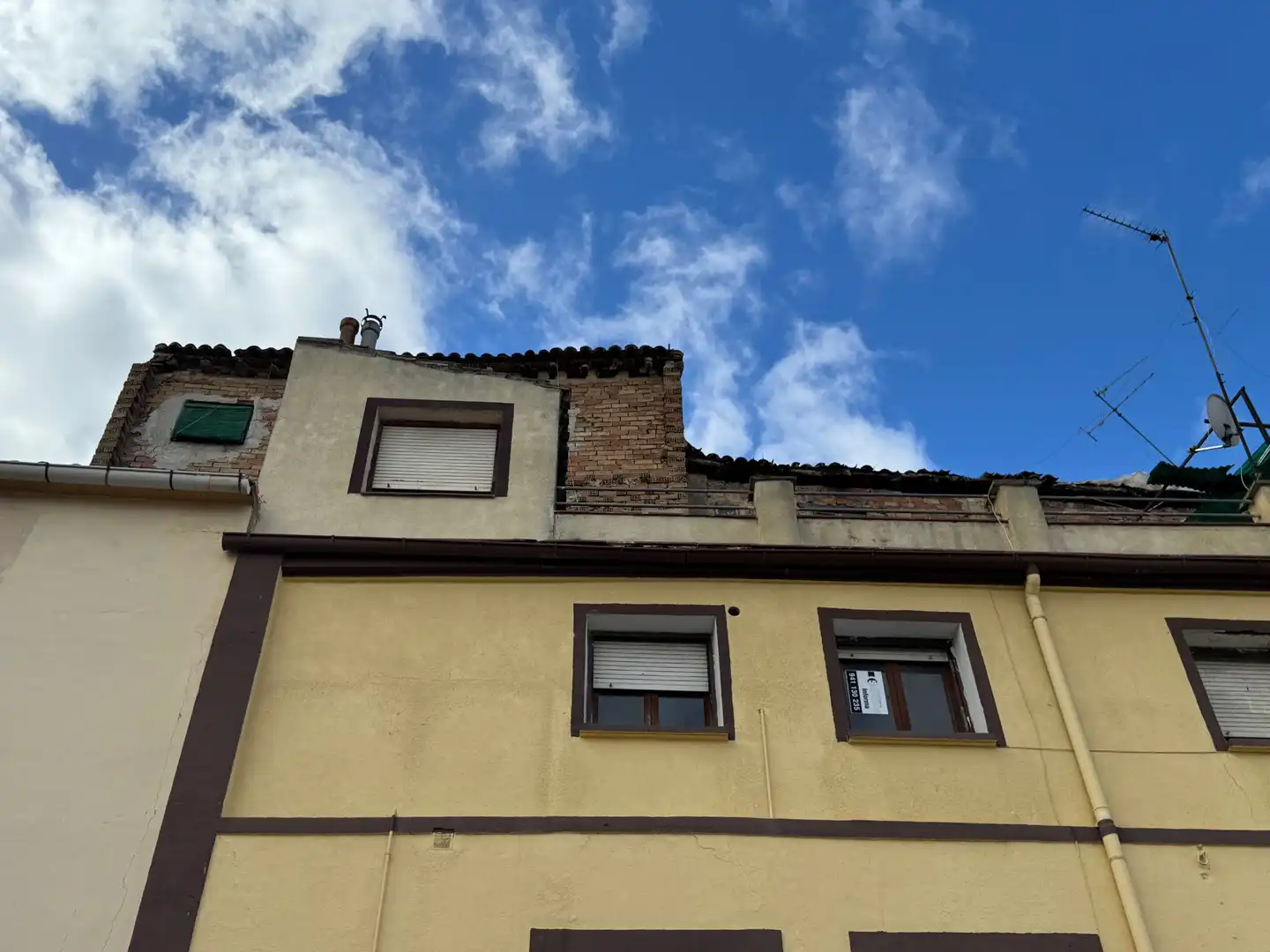 Vista exterior de Pis en venda en Funes