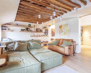 Sala d'estar de Apartament en venda en  Madrid Capital amb Calefacció