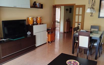 Living room of Single-family semi-detached for sale in Yeles  with Air Conditioner, Heating and Furnished