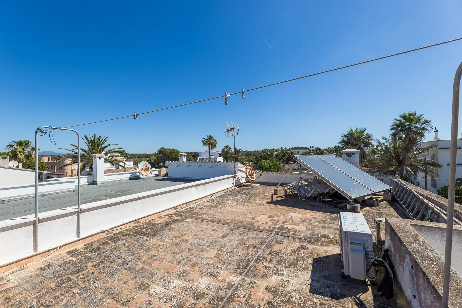 Terrasse von Einfamilien-Reihenhaus zum Verkauf in Ses Salines mit Klimaanlage, Heizung und Terrasse