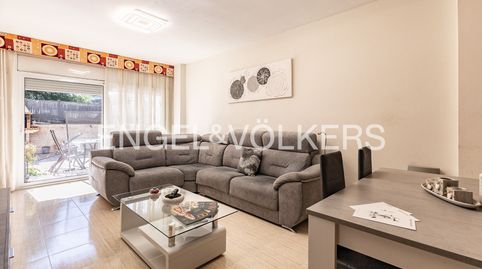 Preciosa casa adosada con jardín, terraza y gran luminosidad, lista para entrar a vivir, imatge 4