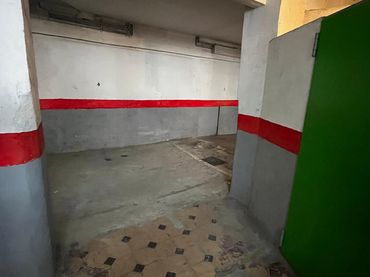Aparcament en venda a Artigues - Llefià