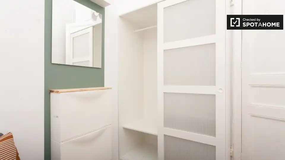 Bedroom of Flat for rent in Barcelona  with Air Conditioner, Heating and Furnished