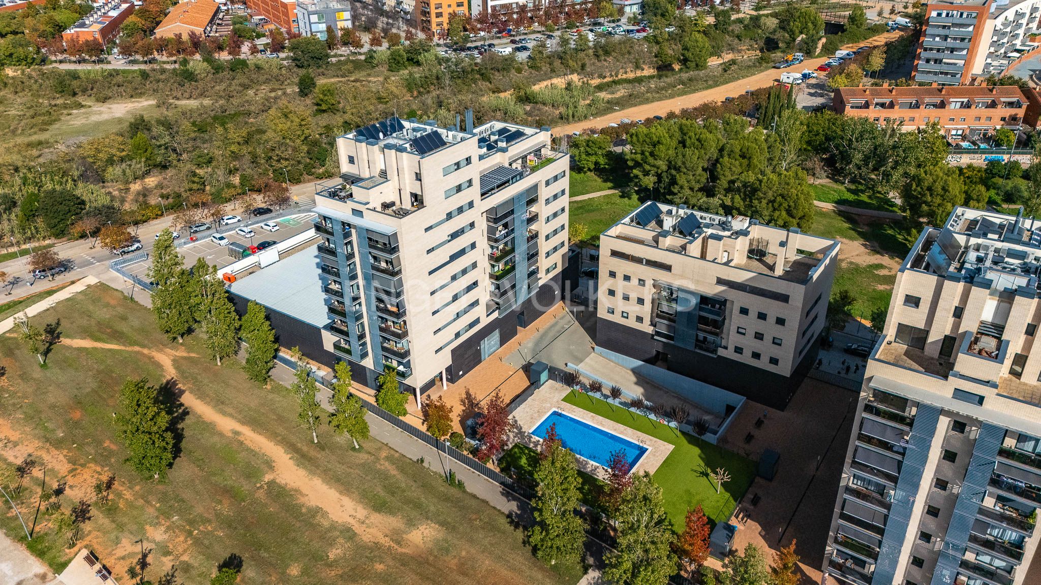 Vista exterior de Àtic en venda en Sabadell amb Aire condicionat, Calefacció i Parquet
