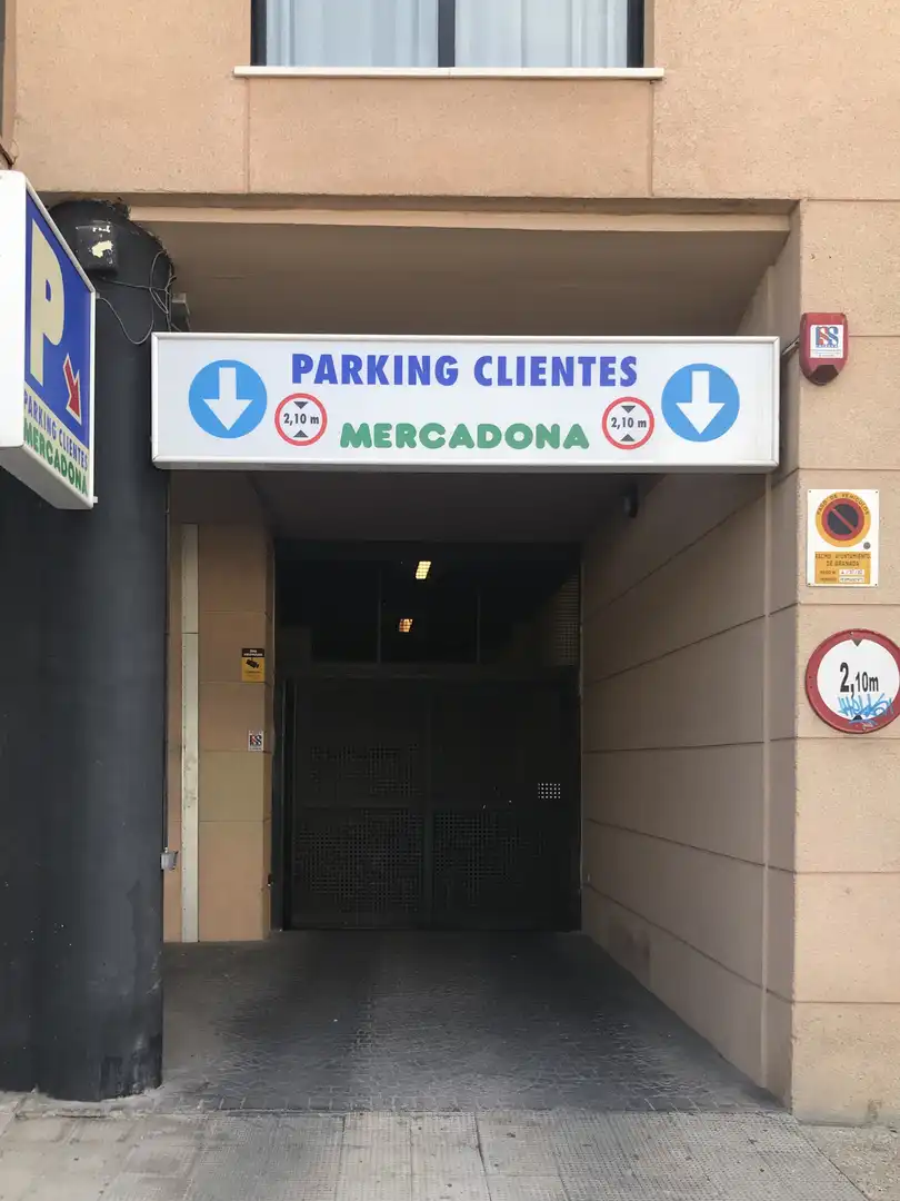 Aparcament de Garatge de lloguer en Chana
