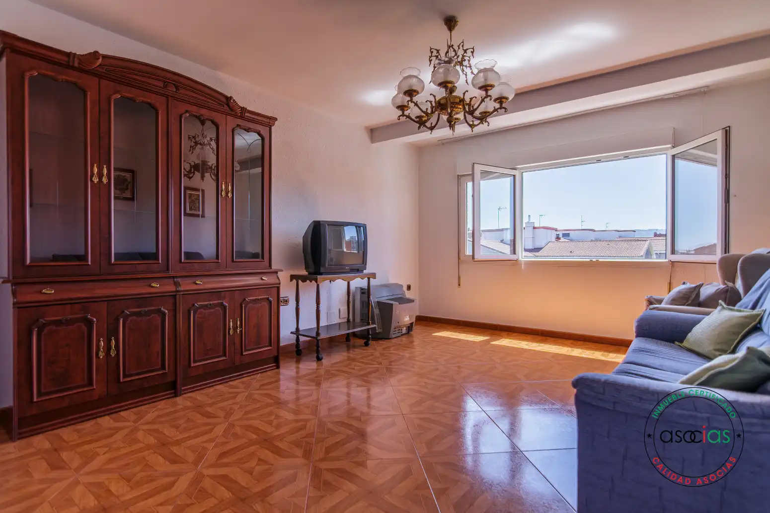 Sala de estar de Piso en venta en Gijón  con Calefacción y Jardín privado