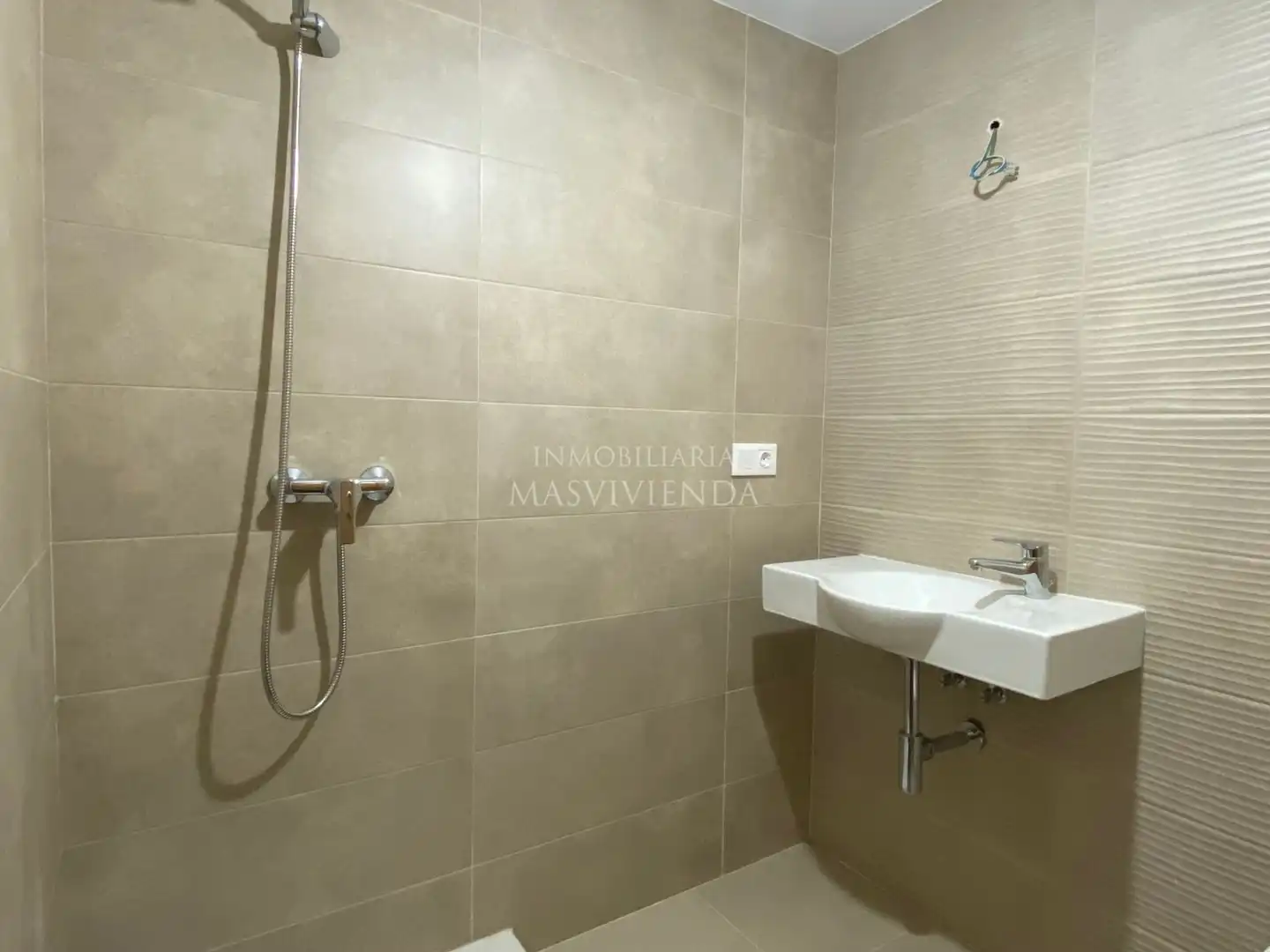 Baño de Piso en venta en Soutomaior con Terraza y Trastero