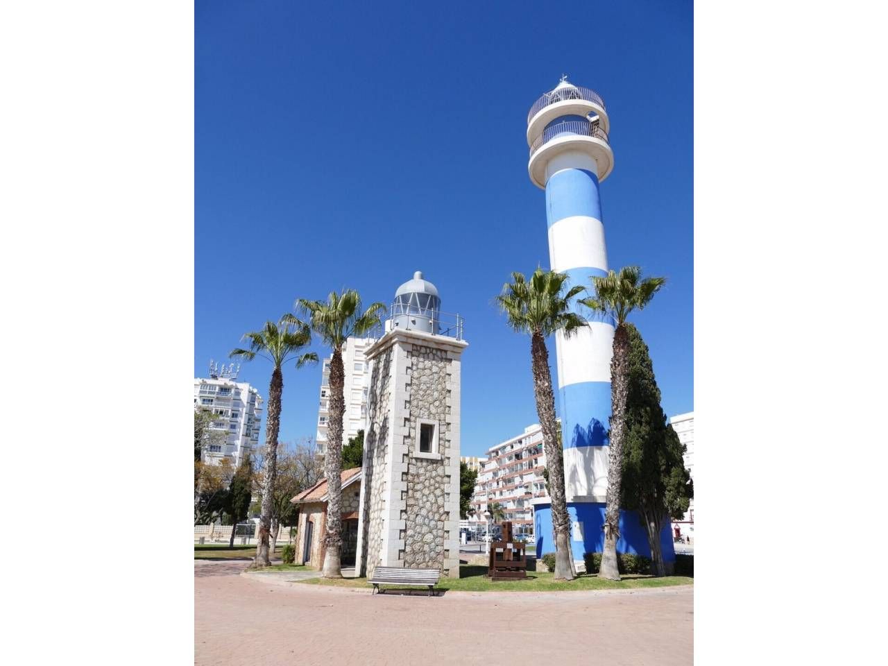 Vista exterior de Estudi en venda en Vélez-Málaga
