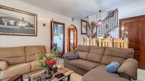 Foto 4 de Casa adosada en venta en Camino Cementerio, Polideportivo, Alhendín