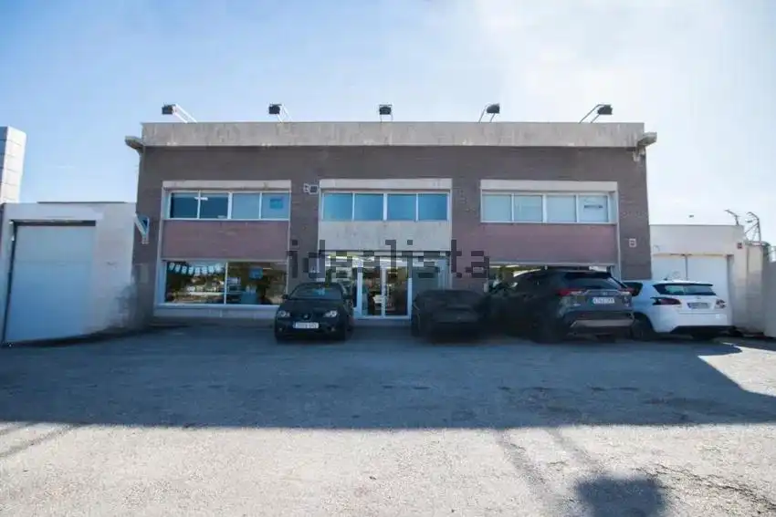 Local comercial en venta en L'Albir