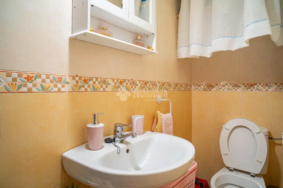 Bathroom of Flat for sale in Salobreña