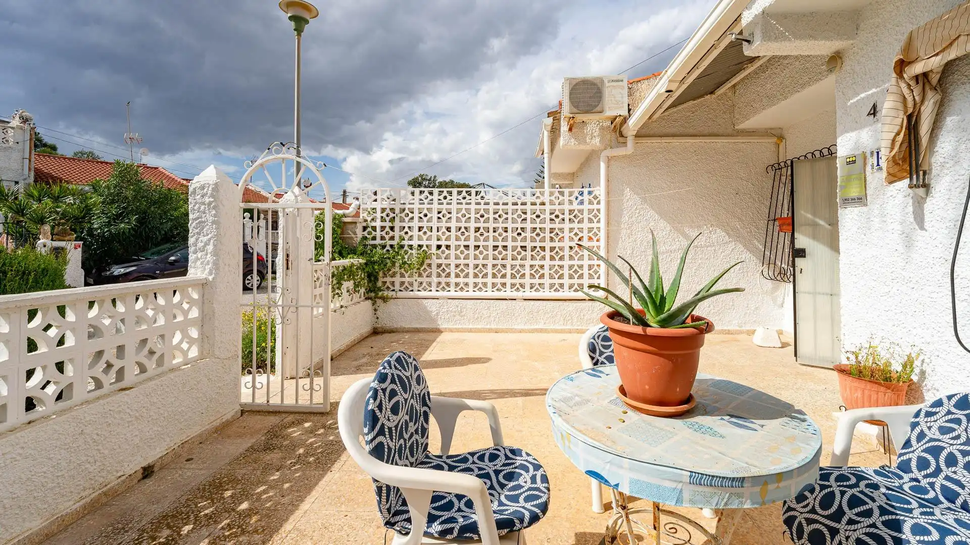 Casa o chalet en venta en ACEBO, 419, Zona Carrefour - Urbanizaciones