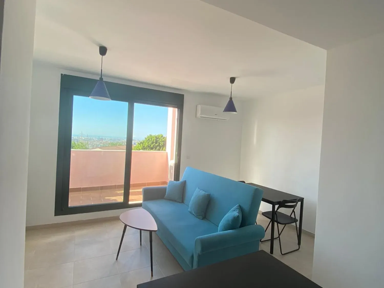 Living room of Apartment to rent in Málaga Capital  with Air Conditioner, Heating and Terrace