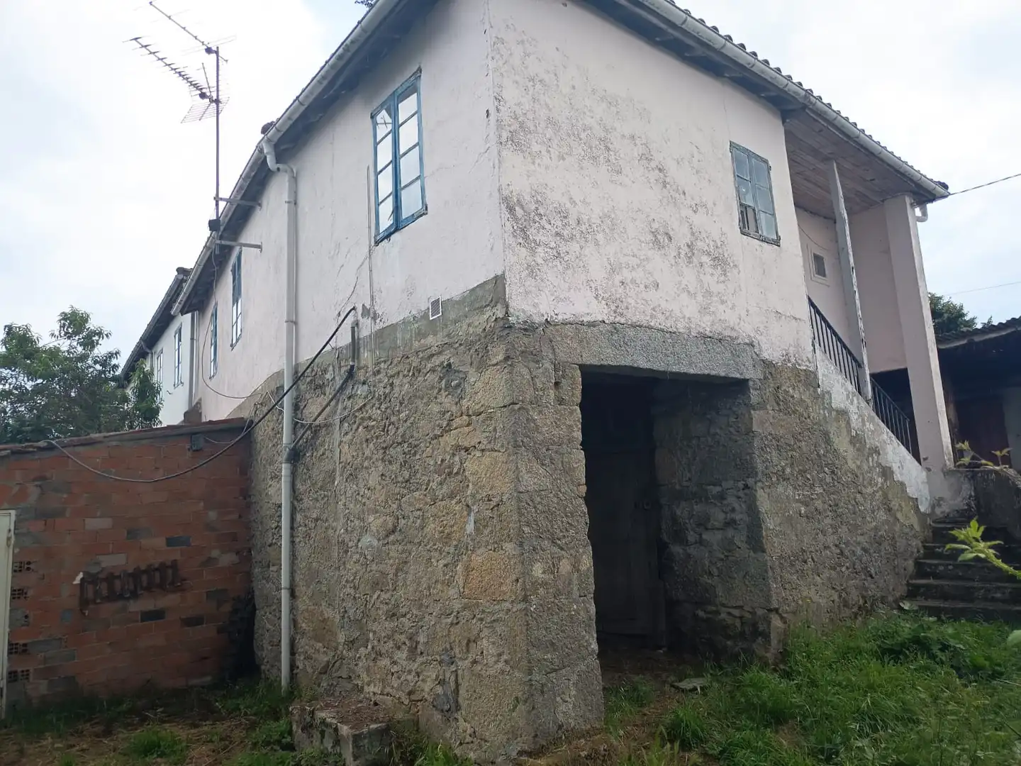 Casa amb jardí en venda a Sober